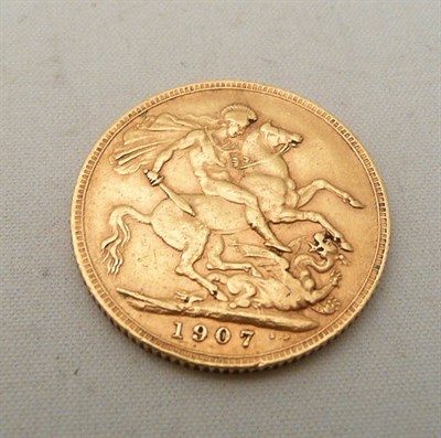 Lot 93 - A George V gold sovereign, 1907