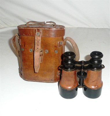 Lot 123 - A set of First World War field glasses, cased