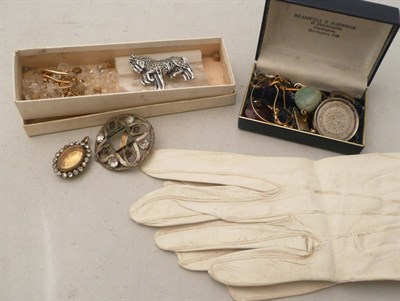 Lot 180 - A small quantity of jewellery (mostly a.f.) and a pair of gloves