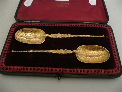 Lot 206 - Pair of silver gilt spoons (cased)