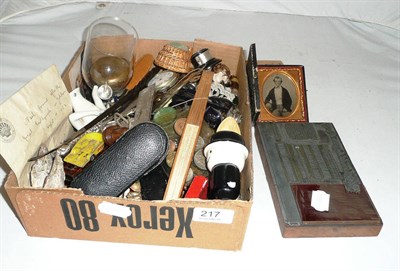 Lot 217 - Box of collectables