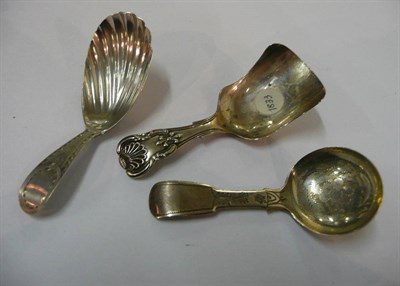 Lot 75 - A Victorian silver caddy spoon with bright cut decoration to the bowl and handle, Birmingham...