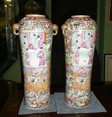 Lot 352 - Pair of large Chinese vases