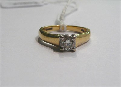 Lot 8 - An 18ct gold diamond solitaire ring 0.5 carat approximately