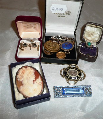 Lot 24 - A turquoise and half pearl ring, assorted brooches, pendants, etc