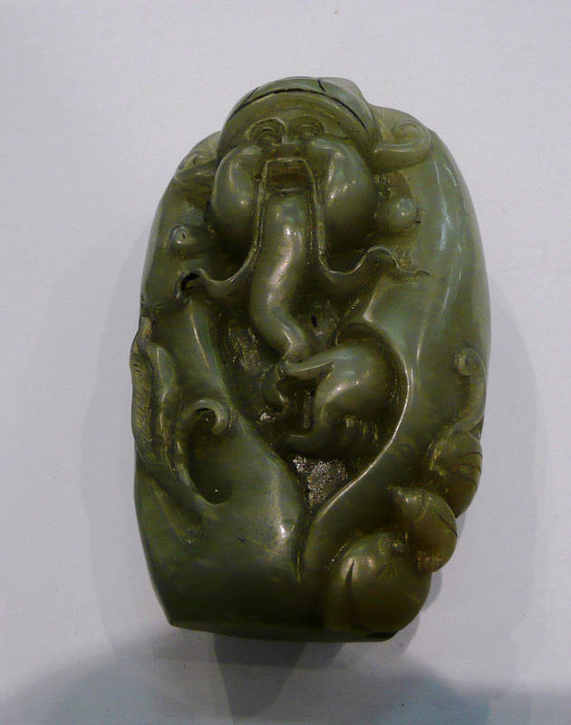 Lot 202 - A 20th century Chinese jade type snuff bottle