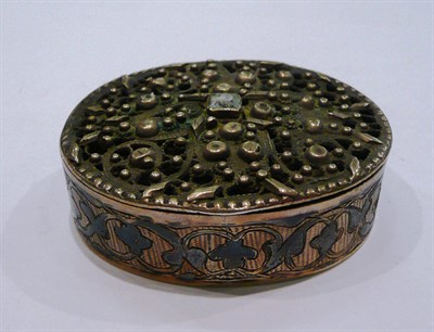 Lot 400 - Oval Niello box