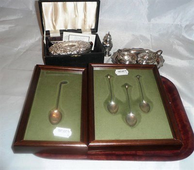 Lot 499 - An Edwardian silver condiment set and plated tray, a cased silver backed hair brush and comb,...