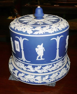 Lot 568 - A Victorian blue jasper dip stilton cheese dome and stand