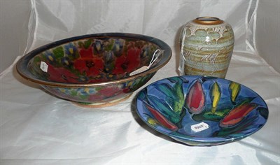 Lot 579 - Bowl by Janice Tchalanko, a Crich vase and modern bowl
