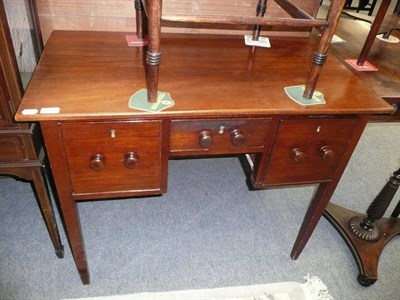 Lot 669 - 19th century mahogany lowboy
