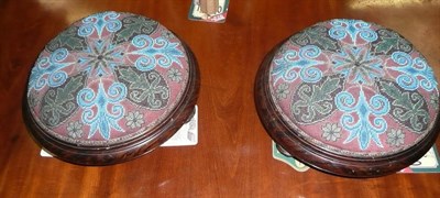 Lot 689 - Pair footstools