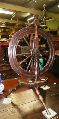 Lot 758 - Spinning wheel