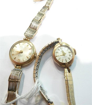 Lot 252 - A 9ct gold lady's Rotary wristwatch and an Accurist lady's wristwatch