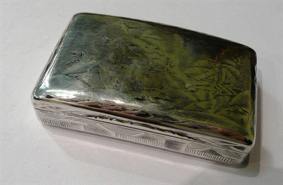 Lot 65 - Continental silver hinged snuff box