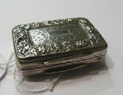 Lot 75 - Georgian silver vinaigrette