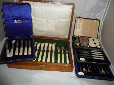 Lot 171 - Three cases of silver flat ware, plated fish eaters and knives