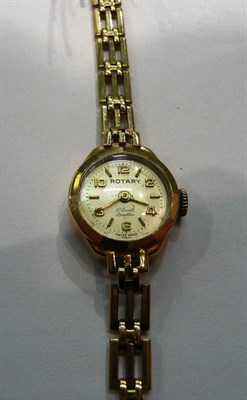 Lot 280 - Ladies wristwatch with gold strap