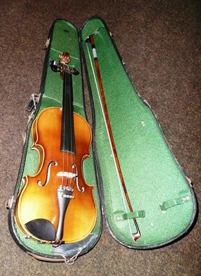 Lot 404 - Violin, and a bow in case (a.f.)