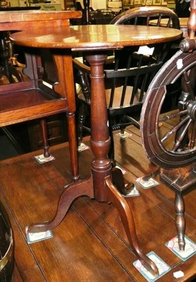 Lot 541 - Victorian oak tripod table