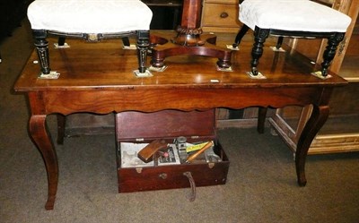 Lot 612 - A French style country kitchen table