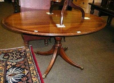 Lot 615 - Reproduction oval pedestal table