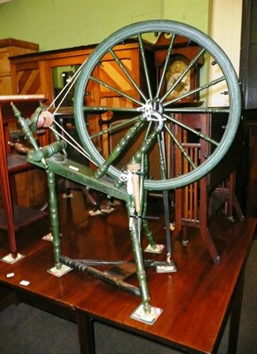 Lot 633 - Green painted Swedish spinning wheel