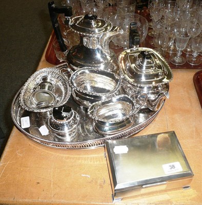 Lot 38 - Silver-mounted box and a quantity of plated ware