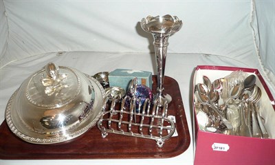 Lot 178 - Quantity of plated flatware, entree dish, silver plate etc