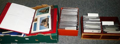 Lot 194 - A collection of postcards and related ephemera