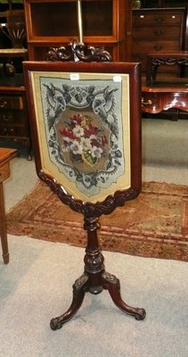 Lot 605 - A Victorian walnut polescreen with bead work banner