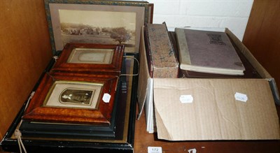 Lot 172 - A small quantity of history books and a quantity of pictures and prints
