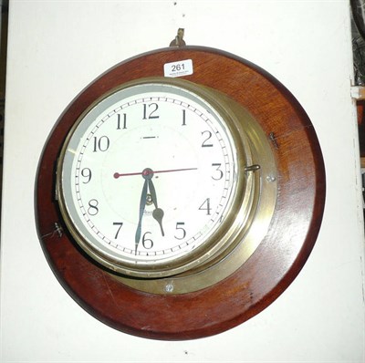 Lot 261 - A 'ship'-type wall clock