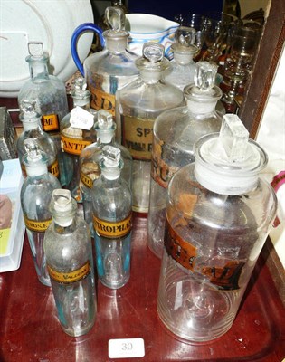 Lot 30 - Tray of chemist jars and stoppers