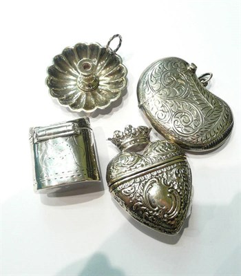 Lot 115 - Silver kidney shaped vesta and three other items