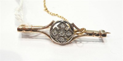 Lot 144 - A diamond bar brooch