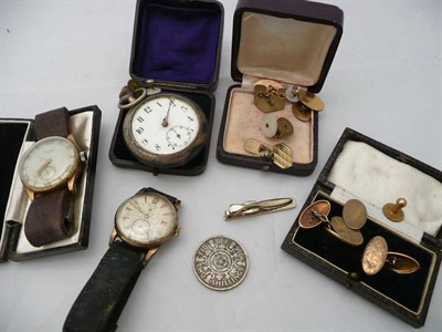 Lot 266 - Gentleman's watches, studs, gold cuff-links etc