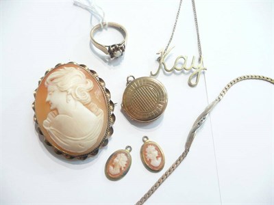 Lot 65 - Gold cameo brooch, gold chains, dress ring, etc