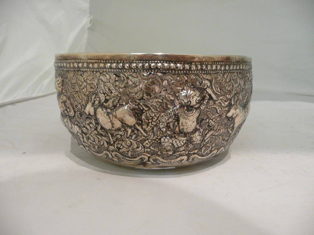 Lot 127 - Burmese silver bowl