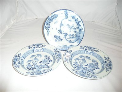 Lot 181 - A pair of Chinese blue and white soup plates and a Delft plate (3)