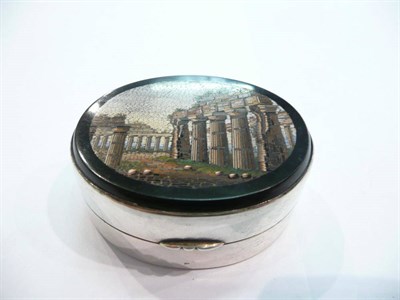 Lot 217 - A micro mosaic snuff box