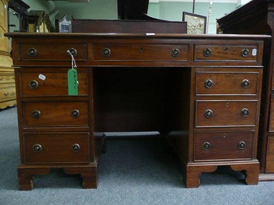 Lot 515 - Mahogany pedestal desk