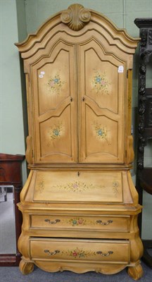 Lot 559 - A reproduction painted bureau bookcase