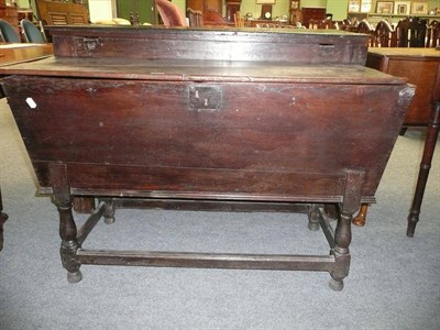 Lot 570 - 18th century dough bin