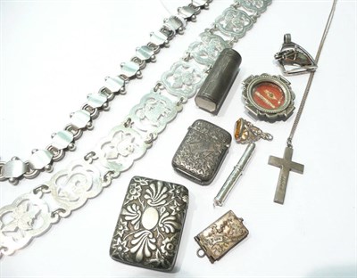 Lot 34 - A silver chain, silver jewellery, two vestas, a belt etc