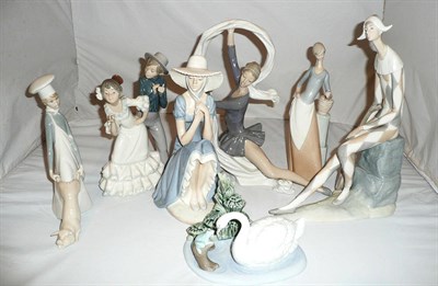 Lot 105 - Seven Nao figures