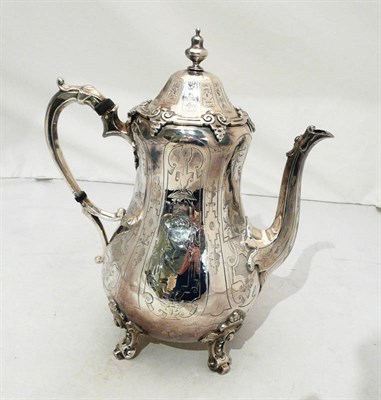 Lot 147 - Victorian silver teapot