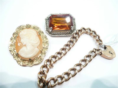 Lot 406 - Curb link bracelet, costume jewellery brooch and a 9 carat gold cameo