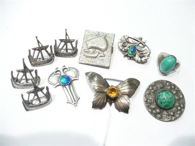 Lot 410 - A Charles Horner pendant (a.f) assorted silver and other jewellery