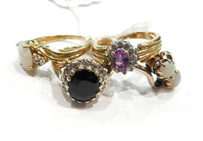 Lot 454 - Four various dress rings